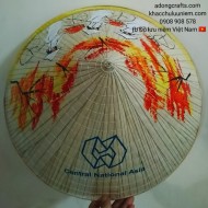 Nón lá in logo công ty và vẽ hình cô gái Việt Nam đạp xe đạp đội nón lá