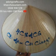 Nón lá Việt Nam in hình ảnh chữ theo yêu cầu là quà tặng mang nước ngoài